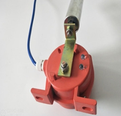 XPK-I跑偏開(kāi)關(guān)、X-TB-1-1230兩級(jí)跑偏開(kāi)關(guān)廠家